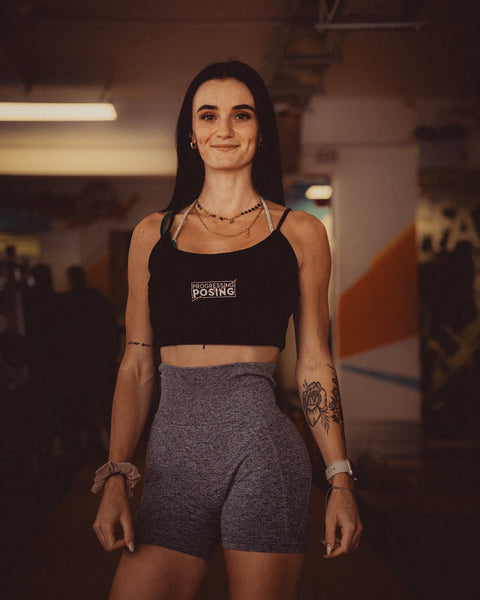 Progressing Posing Crop Top mit Stick