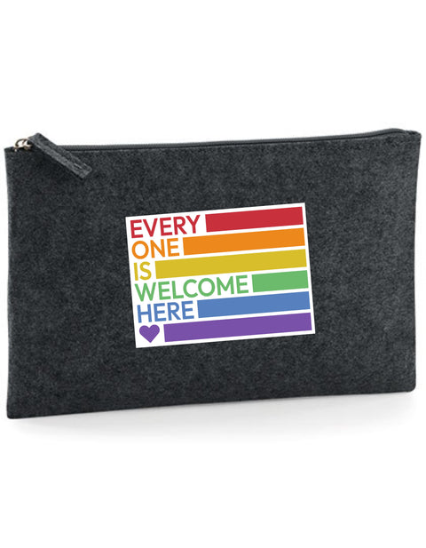 Filz Täschchen Easy Basic 108 Every one is welcome here