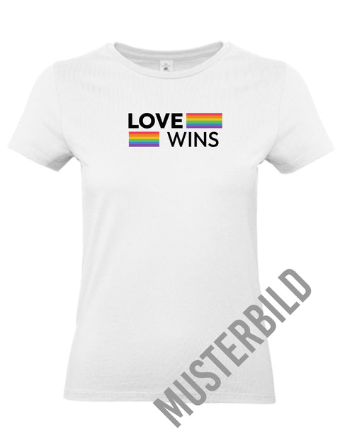 Basic T-Shirt 108 Love wins