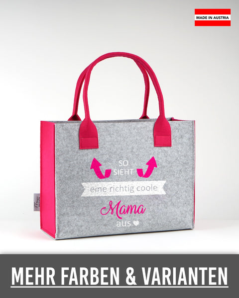 Filztasche „So sieht eine richtig coole Mama aus“ in Hellgrau mit pinken Seiten und Henkeln