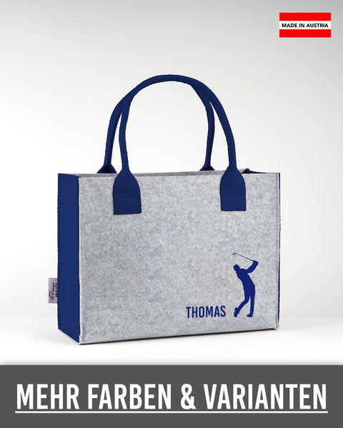 Filztasche „Golf – mit Wunschname“ (Golfer) in Hellgrau mit marineblauen Seiten und Henkeln