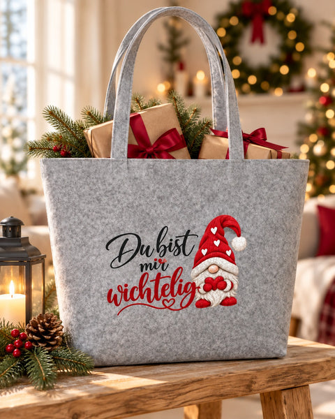 Easy Bag „Du bist mir wichtelig" Weinrot auf Hellgrau mit Geschenken in weihnachtlicher Deko