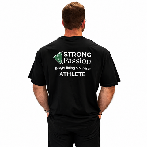 Strong Passion Heavy Oversize Tee in Schwarz von hinten