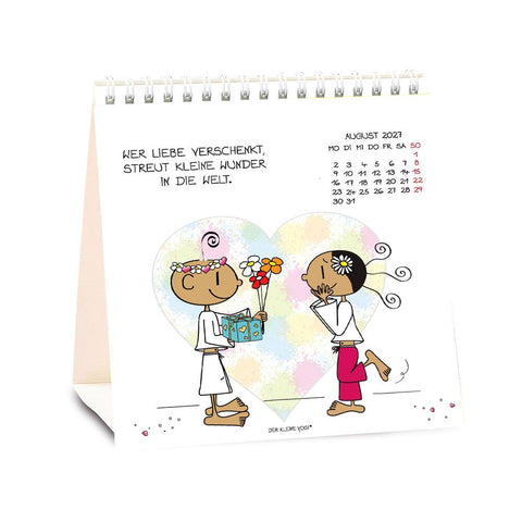 Tischkalender 2027 Der kleine Yogi – Kalenderblatt August: der Yogi überreicht der Yogini Blumen und ein Geschenk